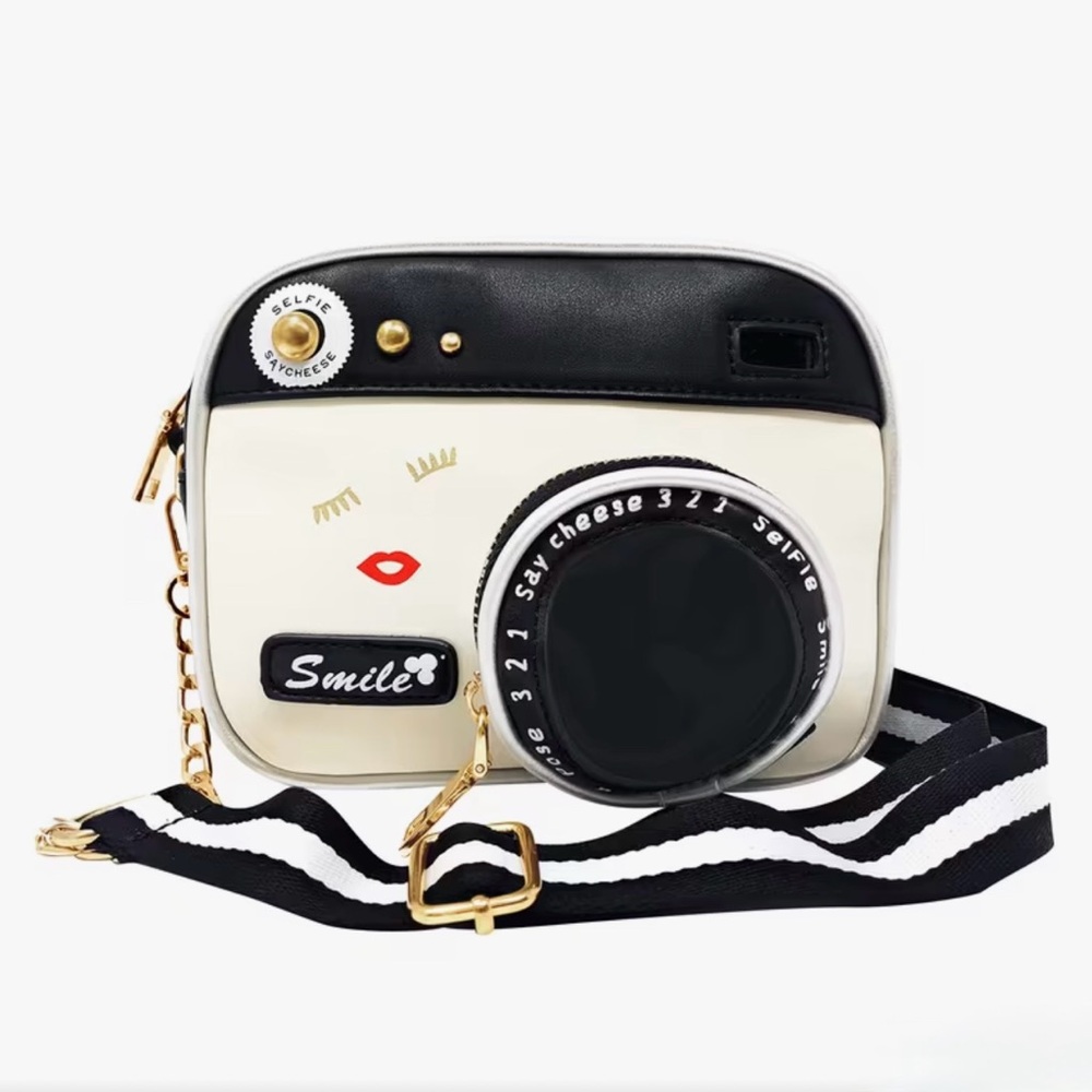 Novelty Camera Crossbody Bag - Picture 2 of 6